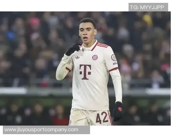 戴维斯参与合练复出在即穆西亚拉预计明年初回归球队