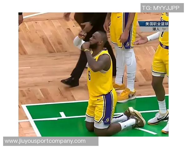 科尔透露巴特勒因脚踝扭伤缺席训练对湖人比赛出战存疑 科尔透露巴特勒因脚踝扭伤缺席训练对湖人比赛出战存疑