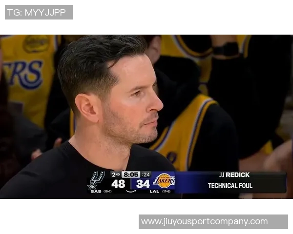 湖人替补得分惨淡遭遇惨败雷迪克需迎接严峻挑战与考验 湖人替补得分惨淡遭遇惨败雷迪克需迎接严峻挑战与考验