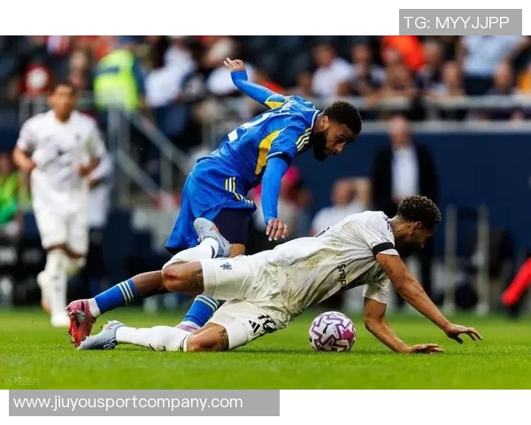 转会市场的失利之作约克雷斯与伊萨克表现不佳引发热议