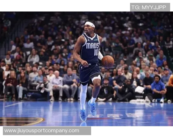 克莱赞布兰登威廉姆斯勤奋拼搏展现无限潜力与前途