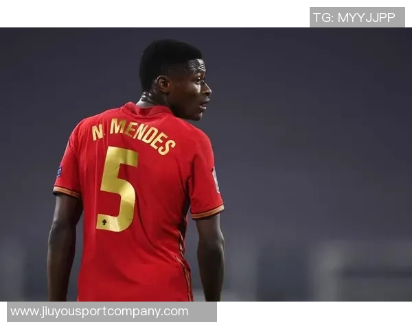 努诺门德斯伤愈复出巴黎官方发布训练照片展现积极状态